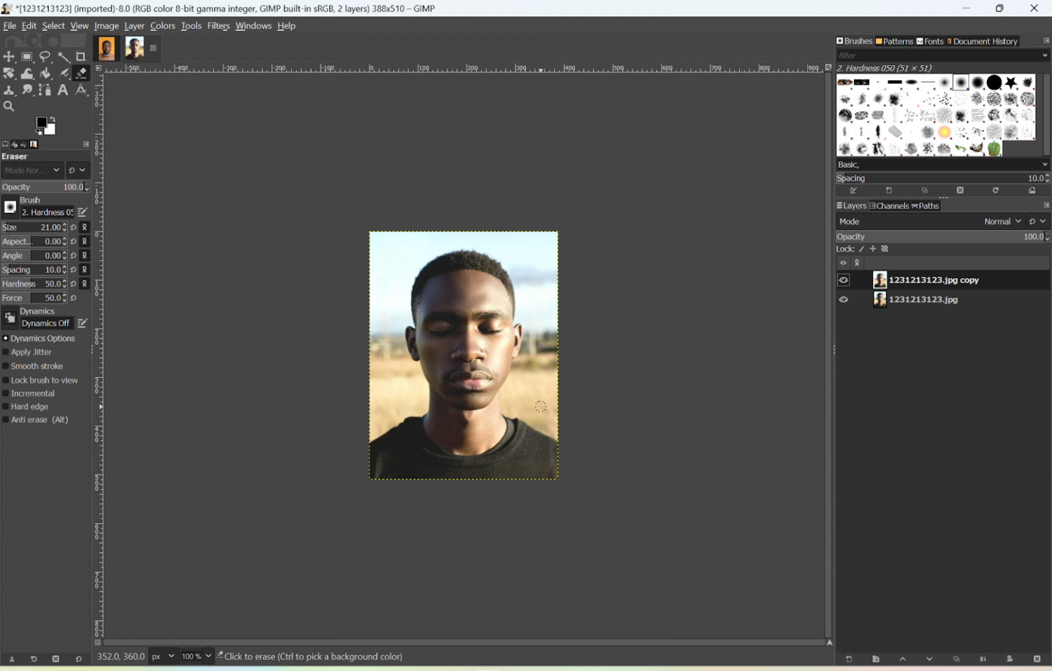 How to Open Closed Eyes in a Photo Online